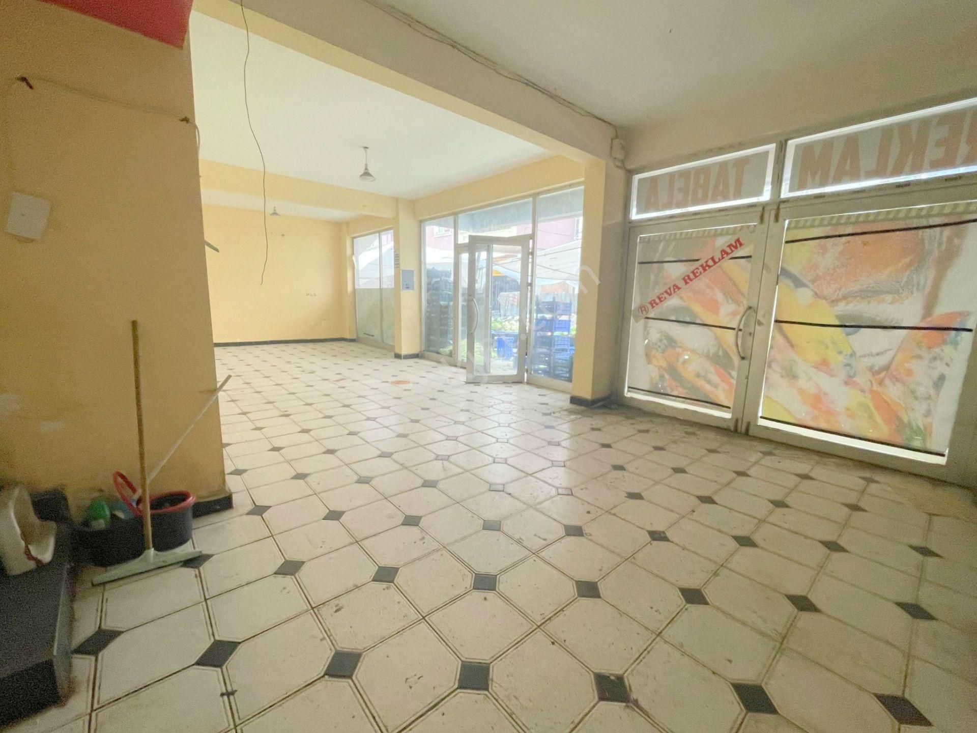 Mertcan'dan Çamçeşme Mah. Giriş Kat Dükkan