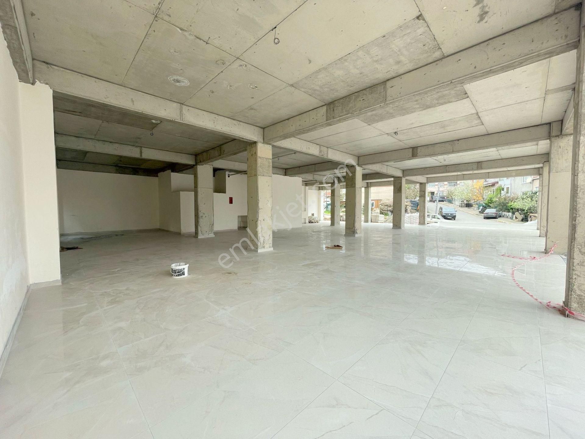 Mertcan'dan Sülüntepe Mah. Caddeye 1dk Mesafeli Dükkan