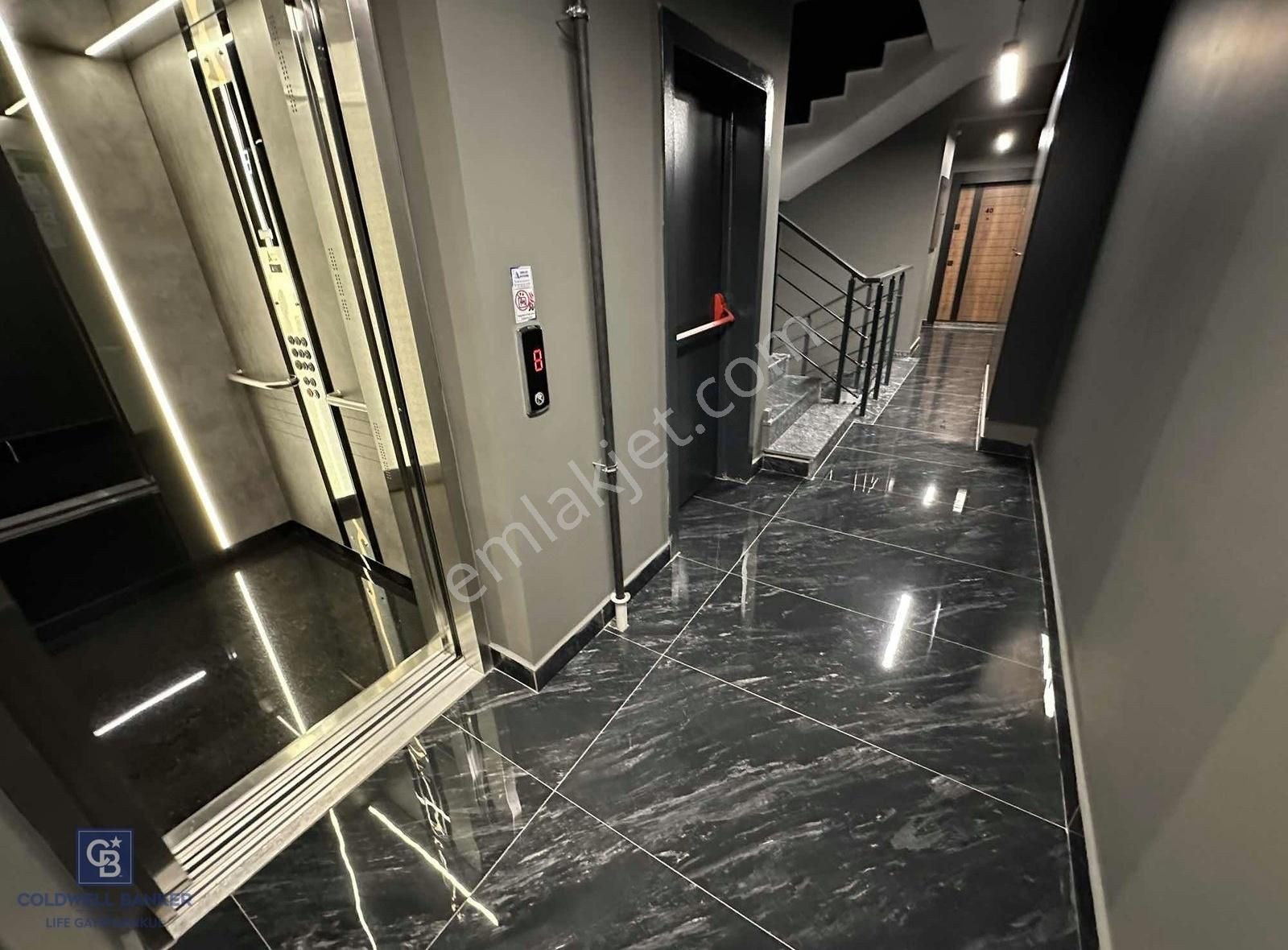 Çiğli Balatçık Anadolu Cad. Üstünde 2+1 Teraslı Sıfır Daire - Görsel 5