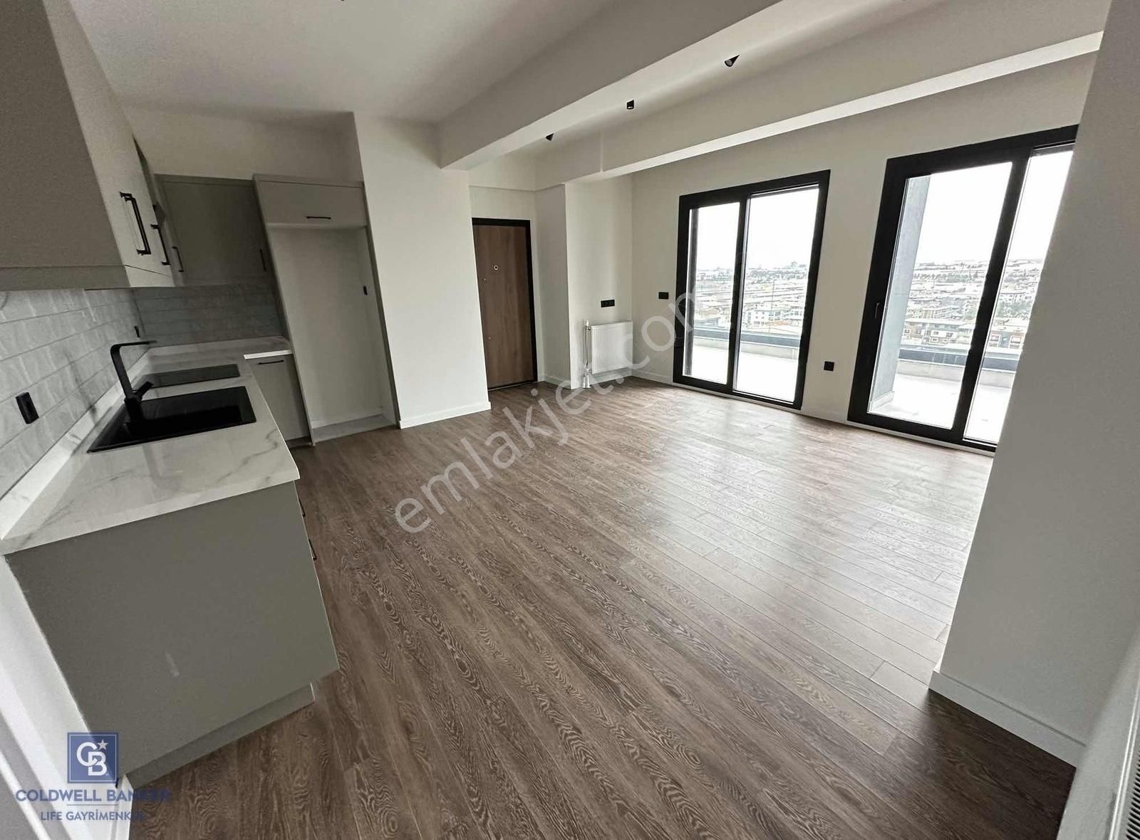 Çiğli Balatçık Mah. Black Suits'te 2+1 Teraslı Daire - Görsel 8