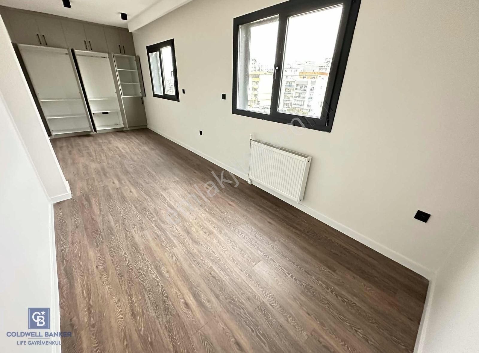 Çiğli Balatçık Mah. Black Suits'te 2+1 Teraslı Daire - Görsel 3