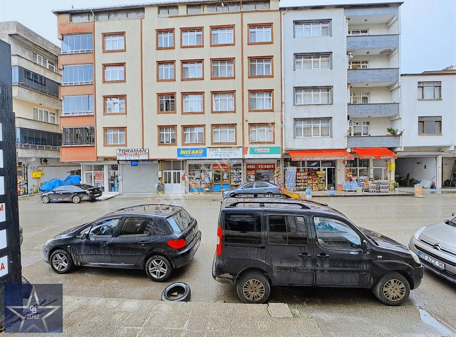 Ana Cadde Üzerinde Kiralık 300 M2 Dükkan