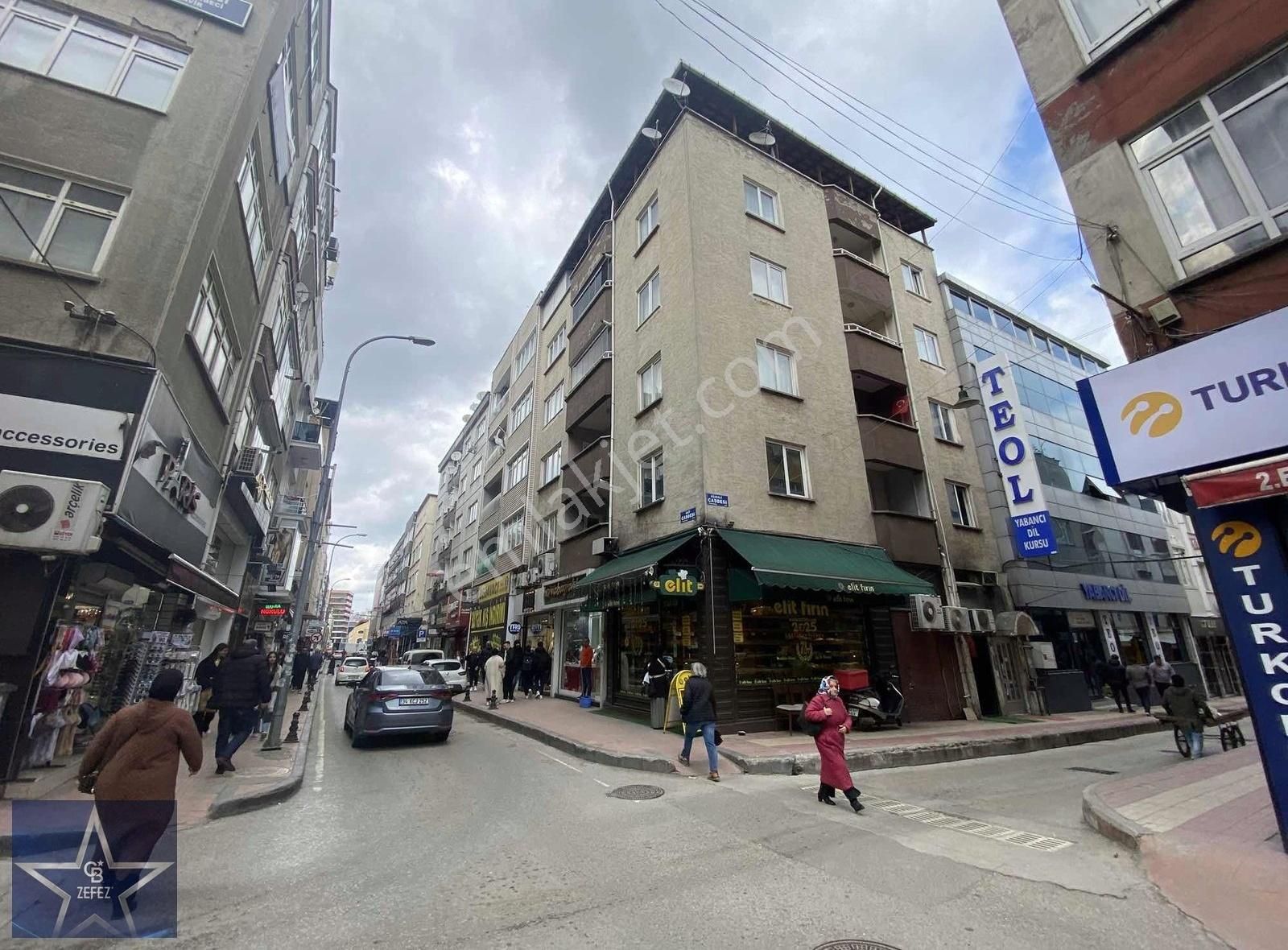 Gazi Caddesi Cephe - Merkezi Konumda 3+1 Daire Fırsatı!