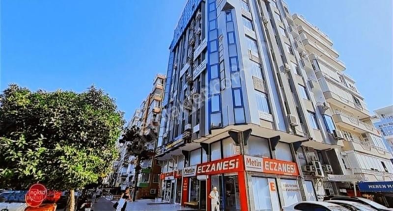 Tabela Değeri Yüksek Cadde Üstü 2+1 Ofis