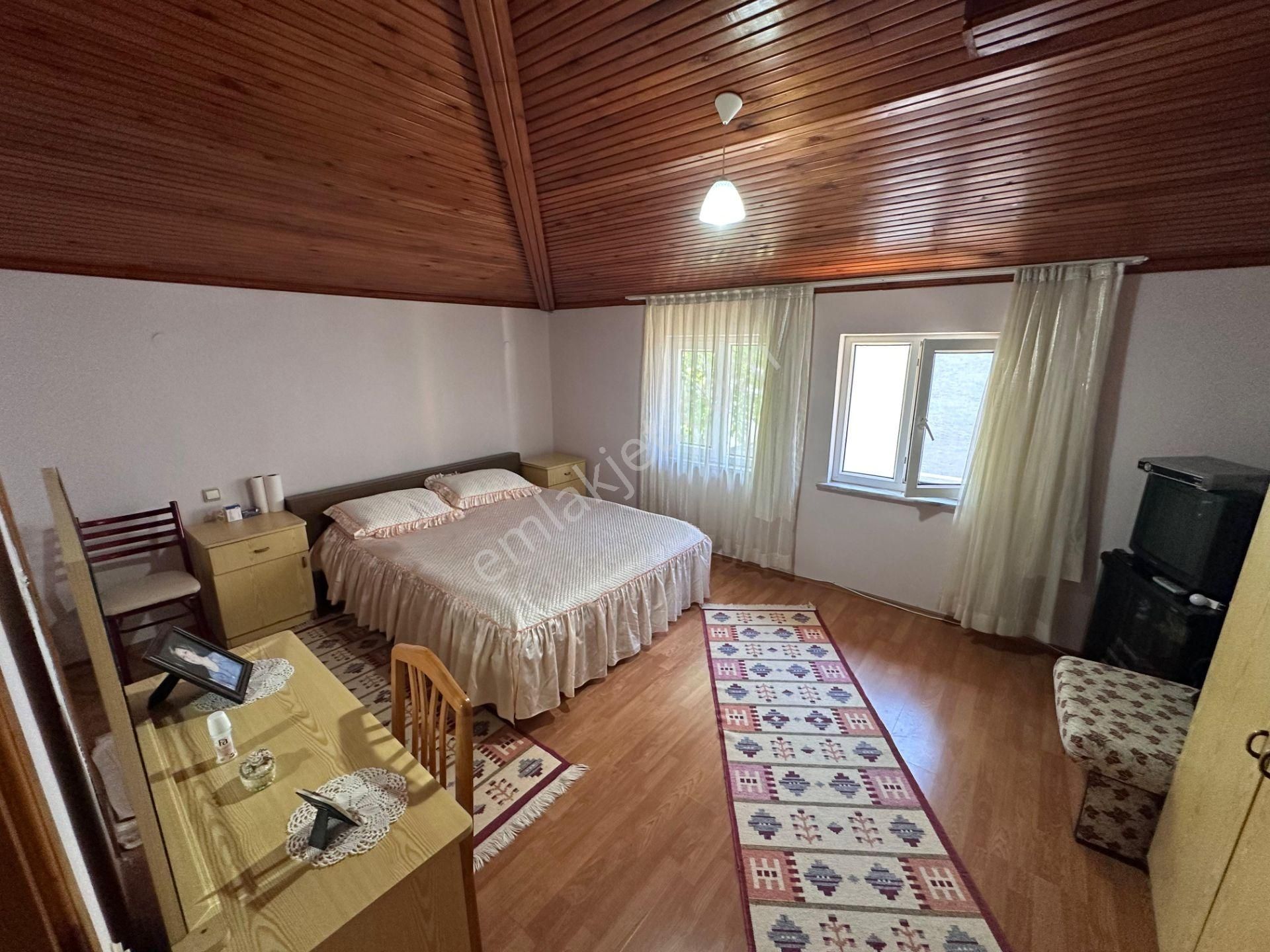 Kumbağ Da Merkezde Emsali Olmayan 4+2 Satılık Villa - Görsel 5