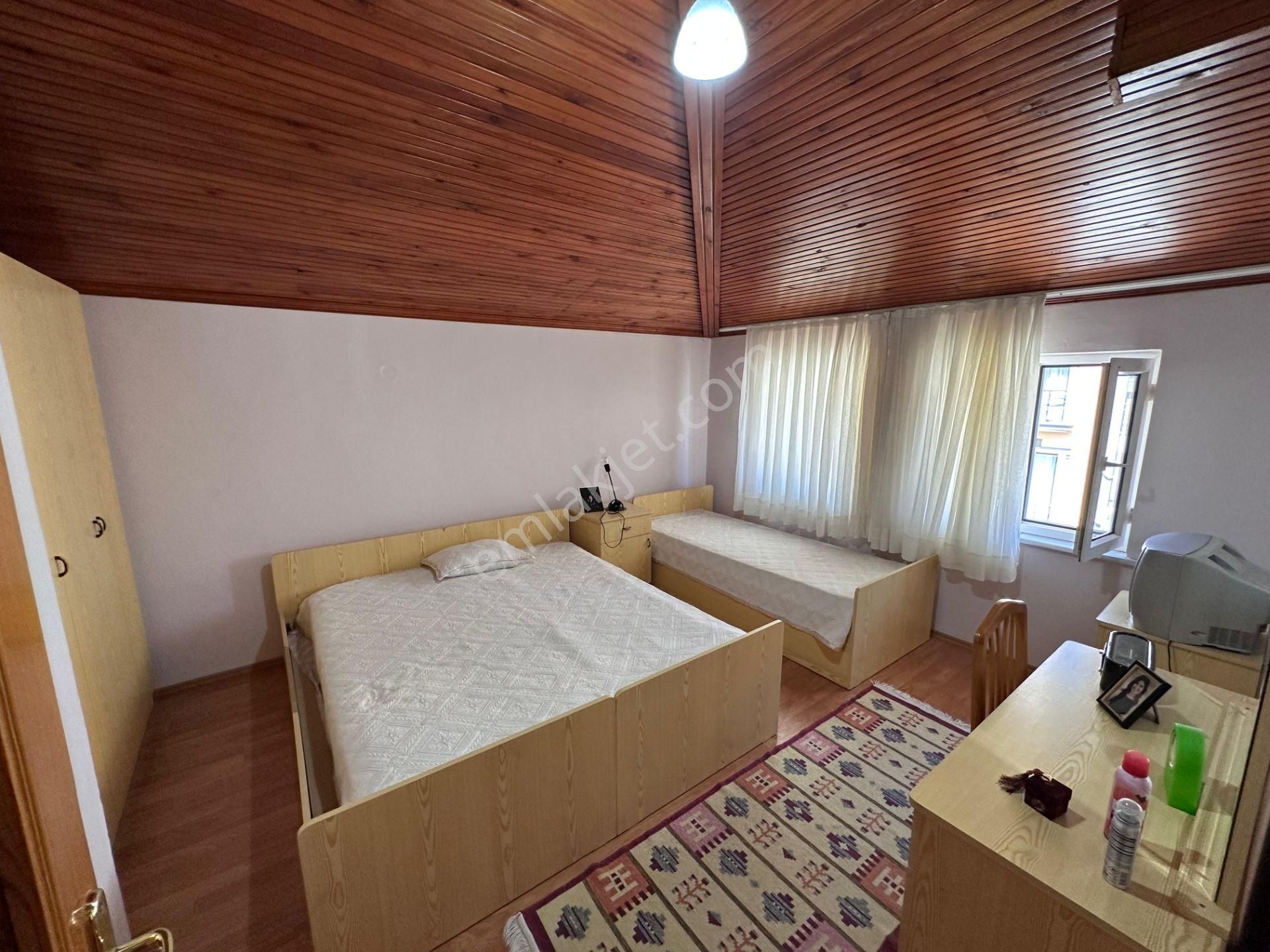 Kumbağ Da Merkezde Emsali Olmayan 4+2 Satılık Villa - Görsel 8