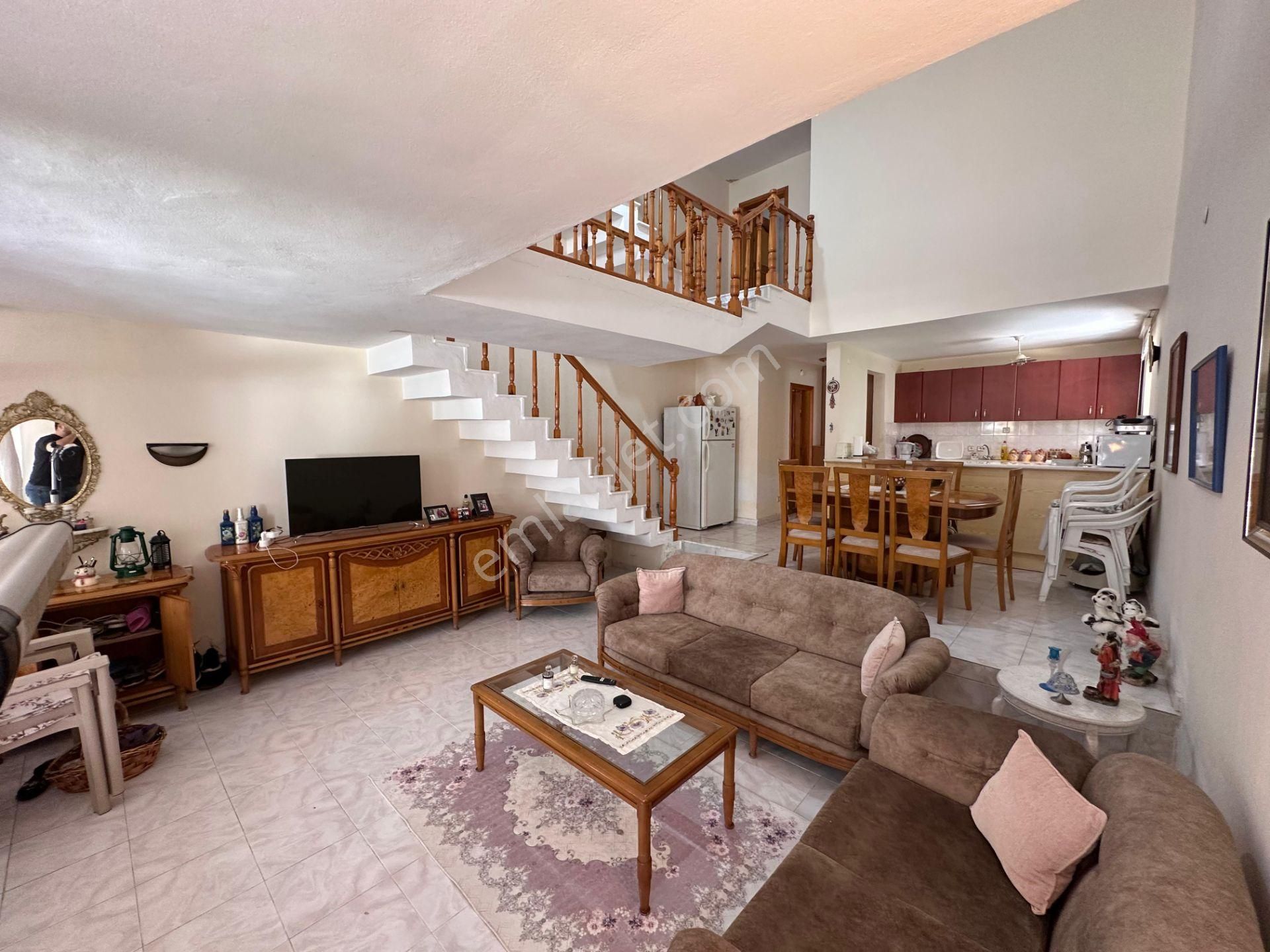 Kumbağ Da Merkezde Emsali Olmayan 4+2 Satılık Villa - Görsel 32