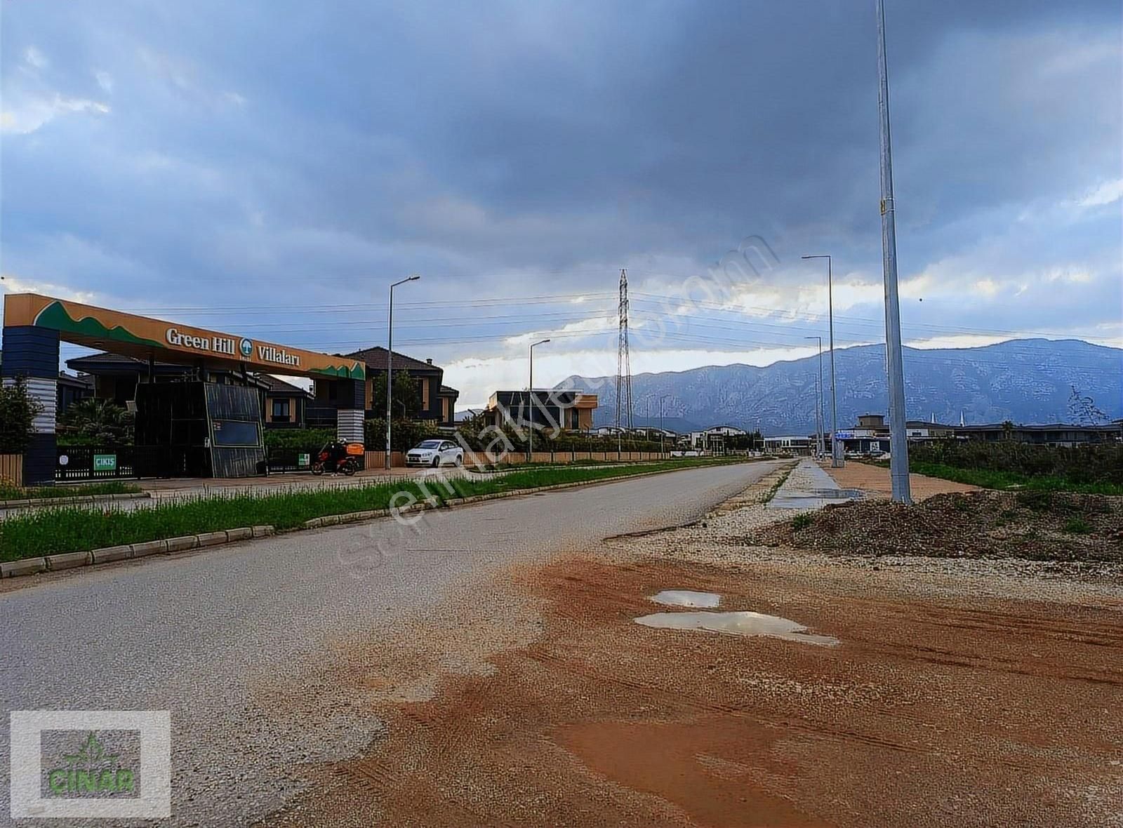 Döşemealtı Villalar Bölgesinde 553 M2 Villa Parseli