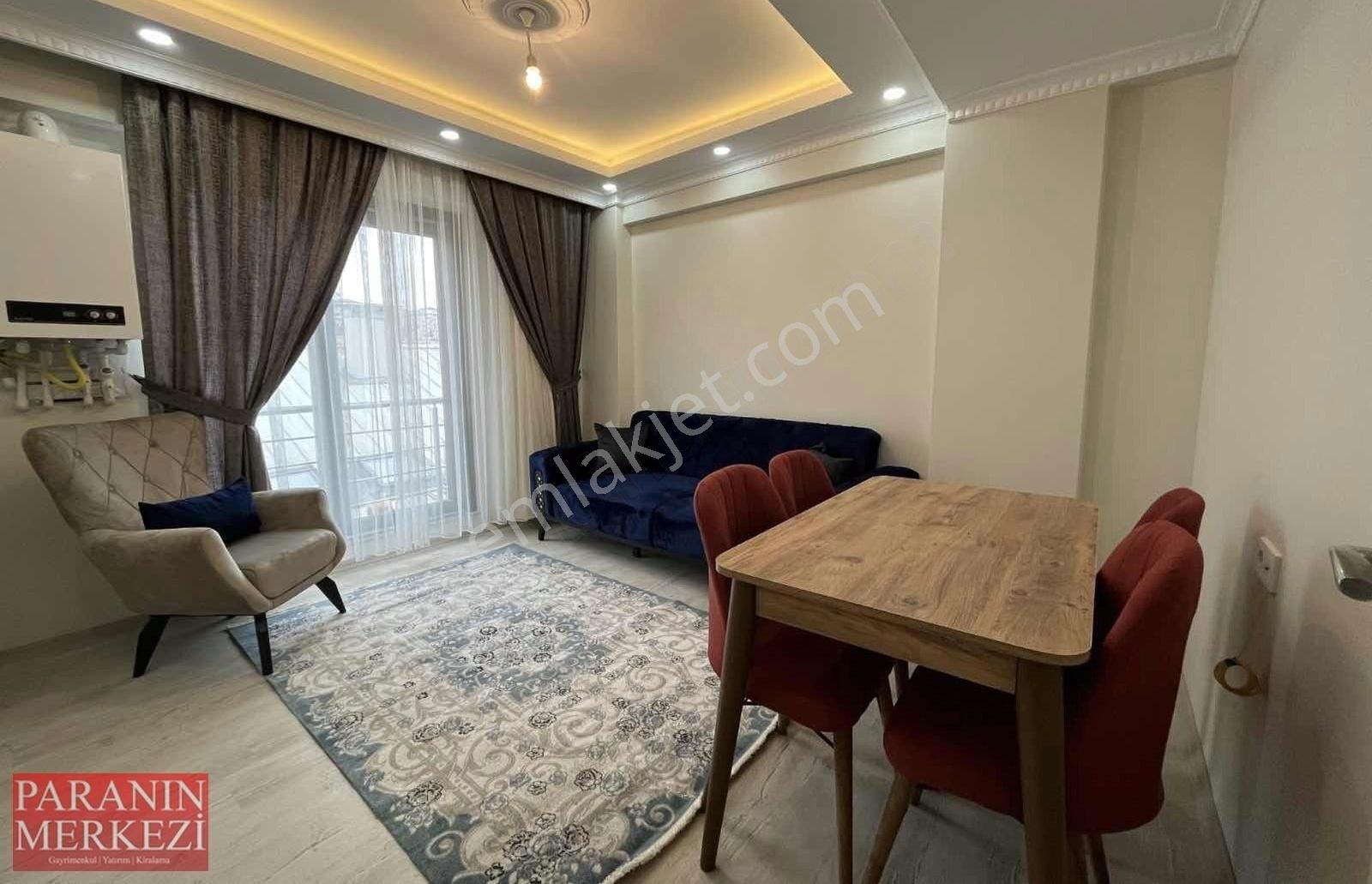 Para'dan 2+1 Full Eşyalı Caddeye Yakın Önü Açık