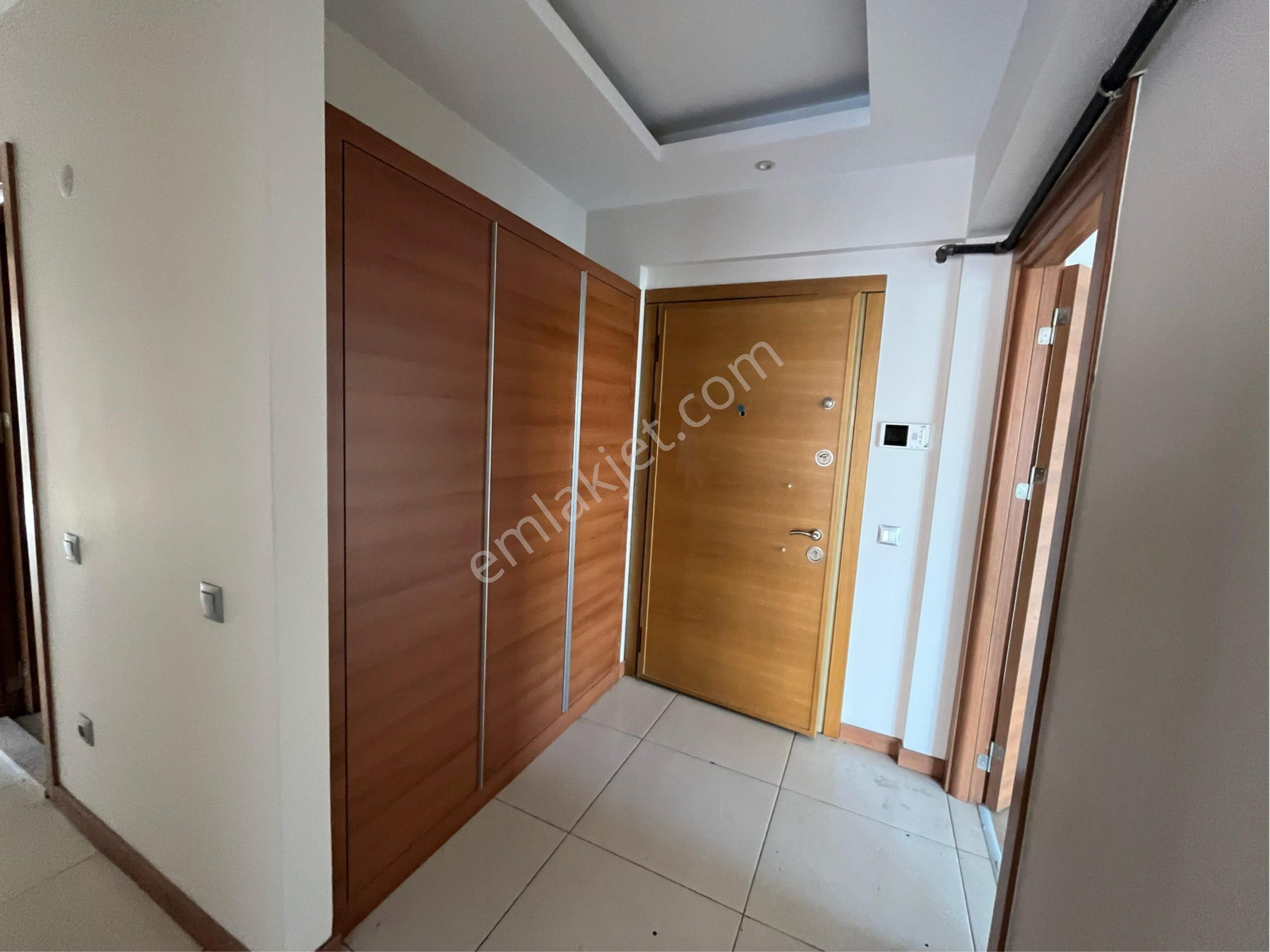 Ataşehir Müstakil Teraslı Ferah 3+1 Satılık - Görsel 6