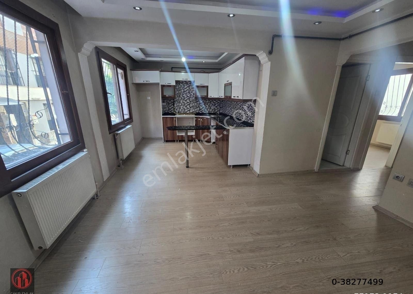 Balçovada Metro Yakını D.gazlı,klimalı Arakat Kiralık 3+1 Daire