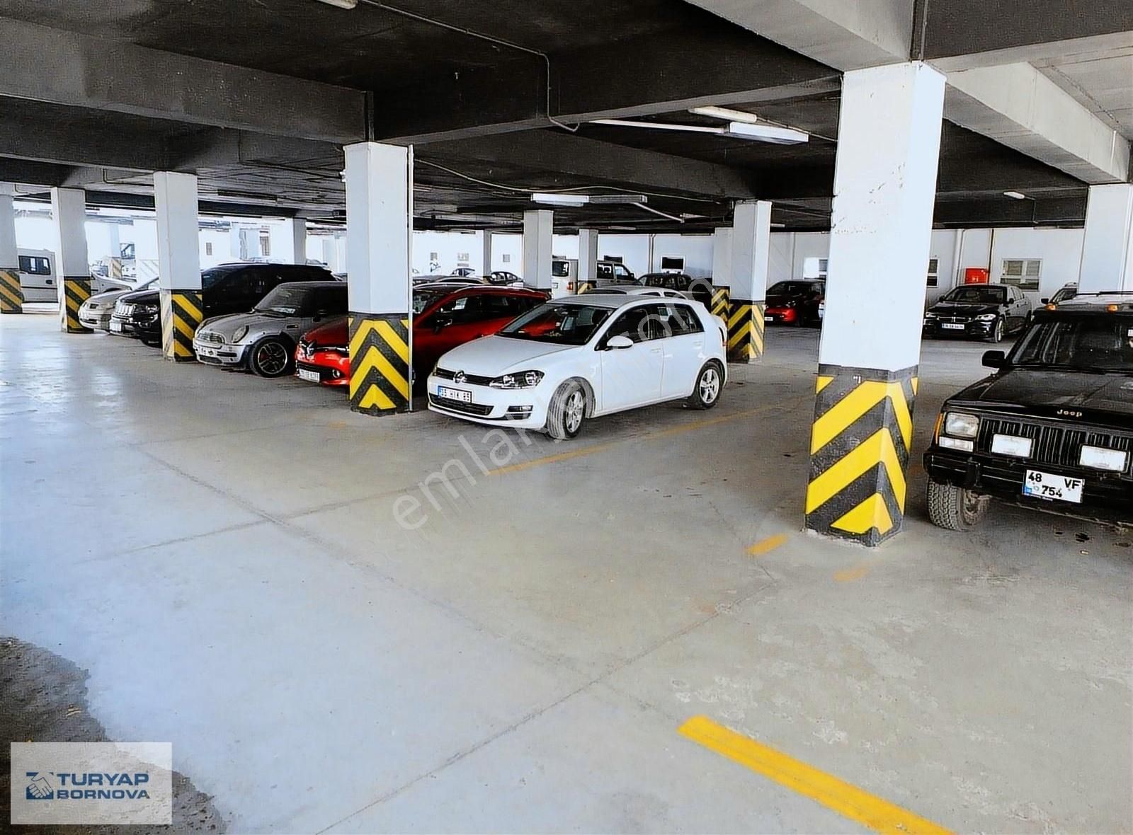 Myvia Bahçe'de 7/24 Güvenlikli Havuzlu Site İçerisinde 1+1