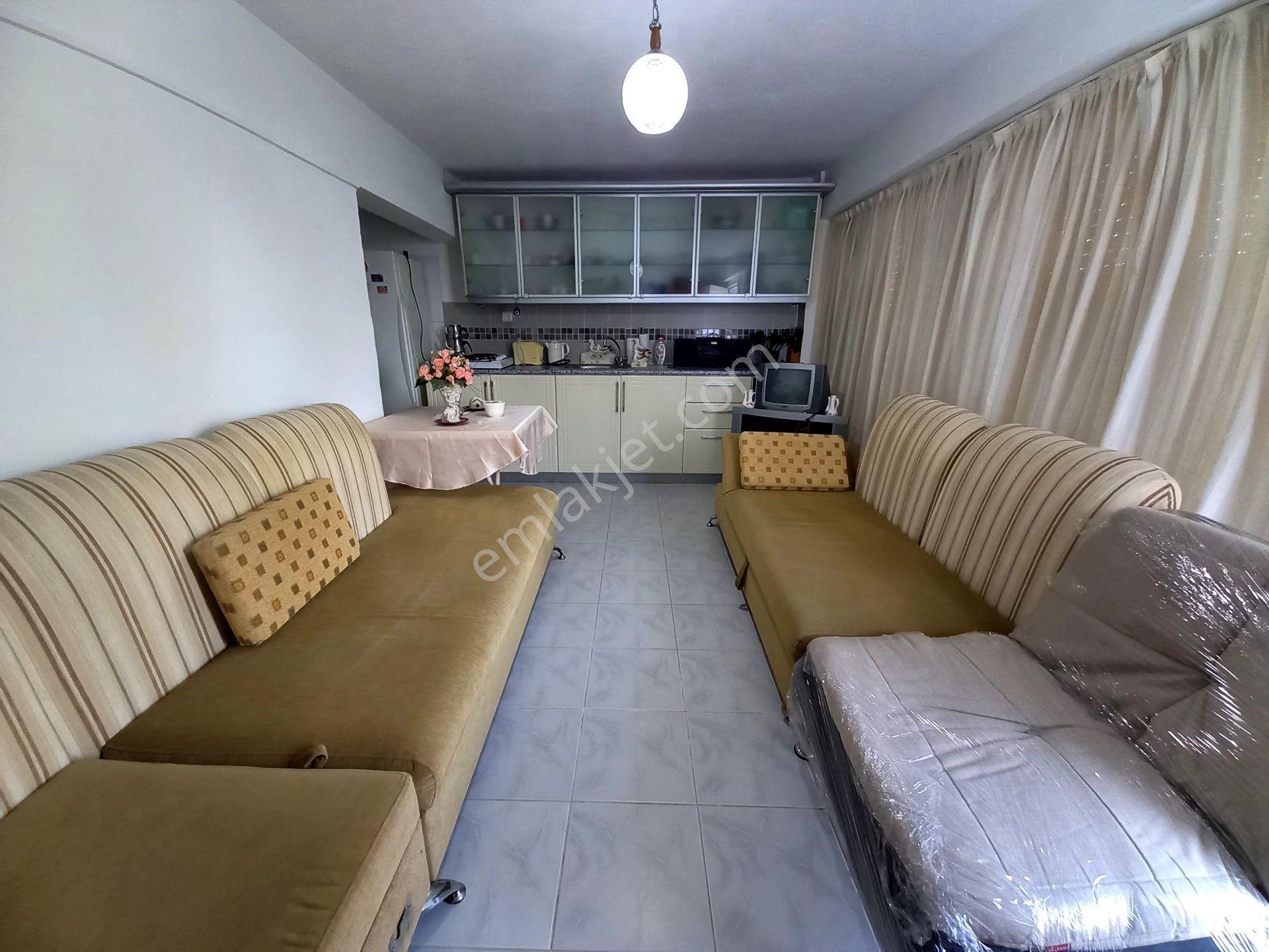 Kuşadası Karaova Mevkiin'de Tam Eşyalı Kiralık 1+1daire Havuzlu Ve Güvenlikli Plaja 1 Km Mesafede - Görsel 30