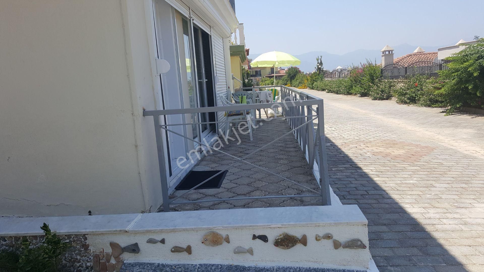 Kuşadası Karaova Mevkiin'de Tam Eşyalı Kiralık 1+1daire Havuzlu Ve Güvenlikli Plaja 1 Km Mesafede - Görsel 33