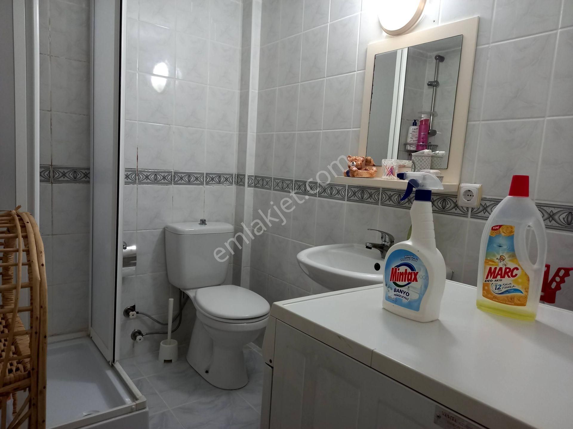 Kuşadası Karaova Mevkiin'de Tam Eşyalı Kiralık 1+1daire Havuzlu Ve Güvenlikli Plaja 1 Km Mesafede - Görsel 12