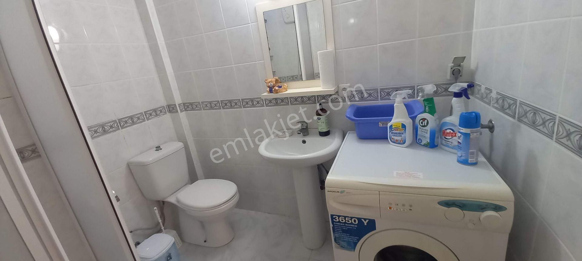 Kuşadası Karaova Mevkiin'de Tam Eşyalı Kiralık 1+1daire Havuzlu Ve Güvenlikli Plaja 1 Km Mesafede - Görsel 17