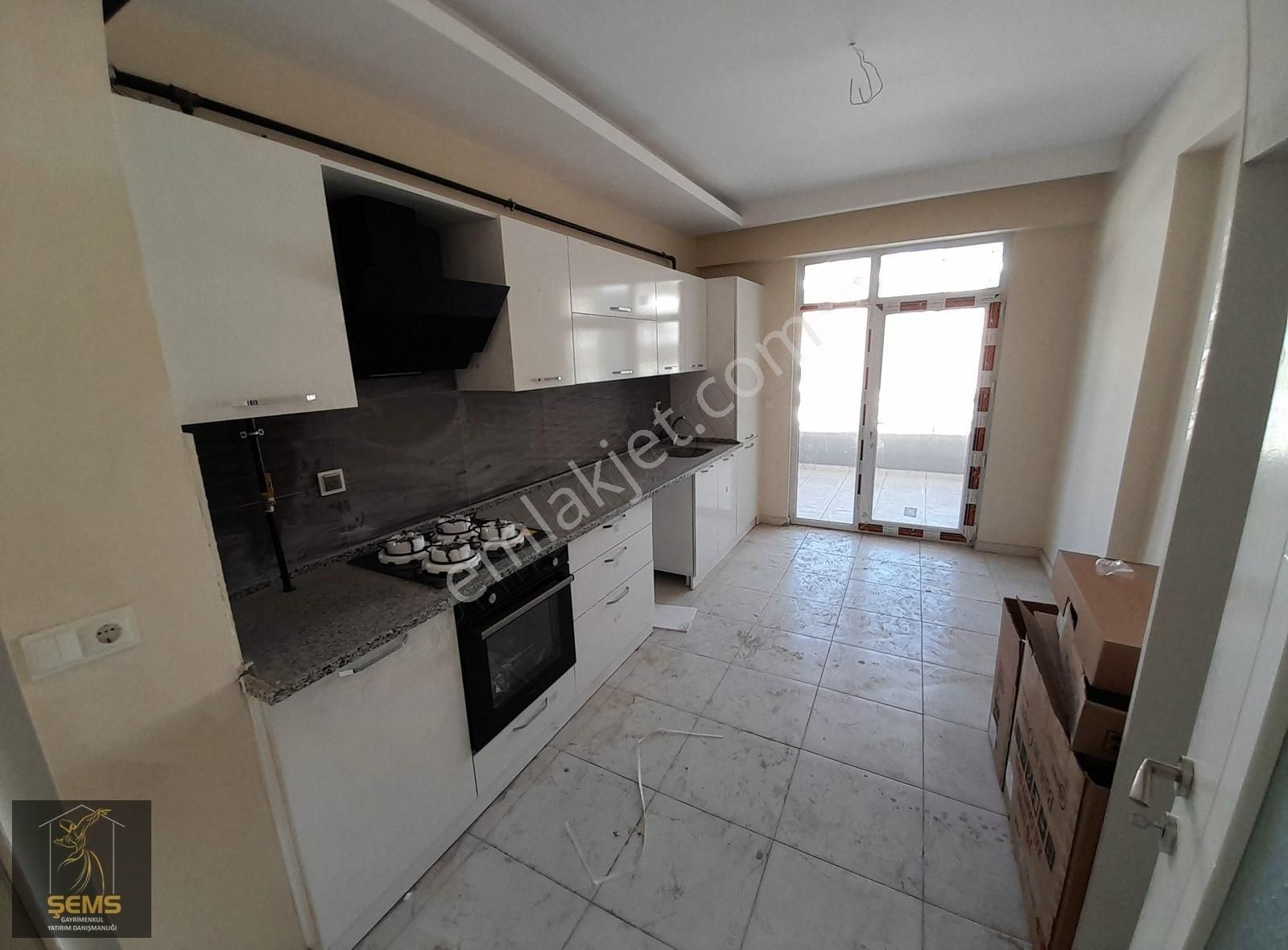 Şems'ten Adliye Şehir Hastanesi Yakını 3+1 Güvenlikli Arakat