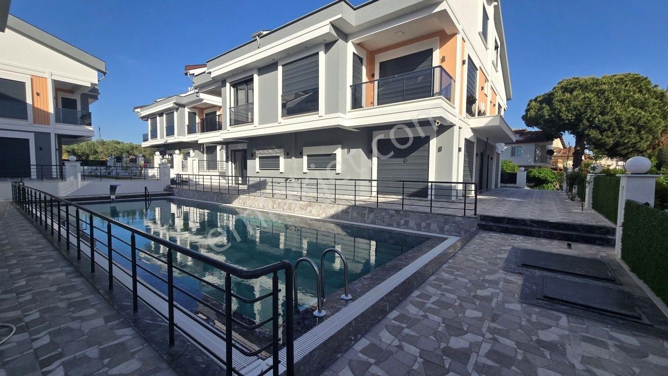 Didim Mavişehir'de Güvenlikli Sitede Havuzlu Tripleks Villa! - Görsel 32