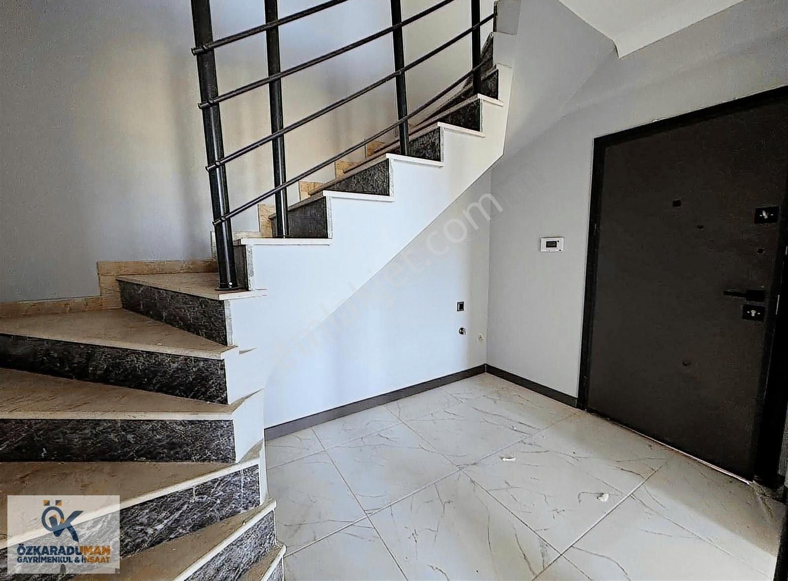 Özkaraduman'dan Dumlupınar Da 120m2 Oturuma Hazır Dubleks