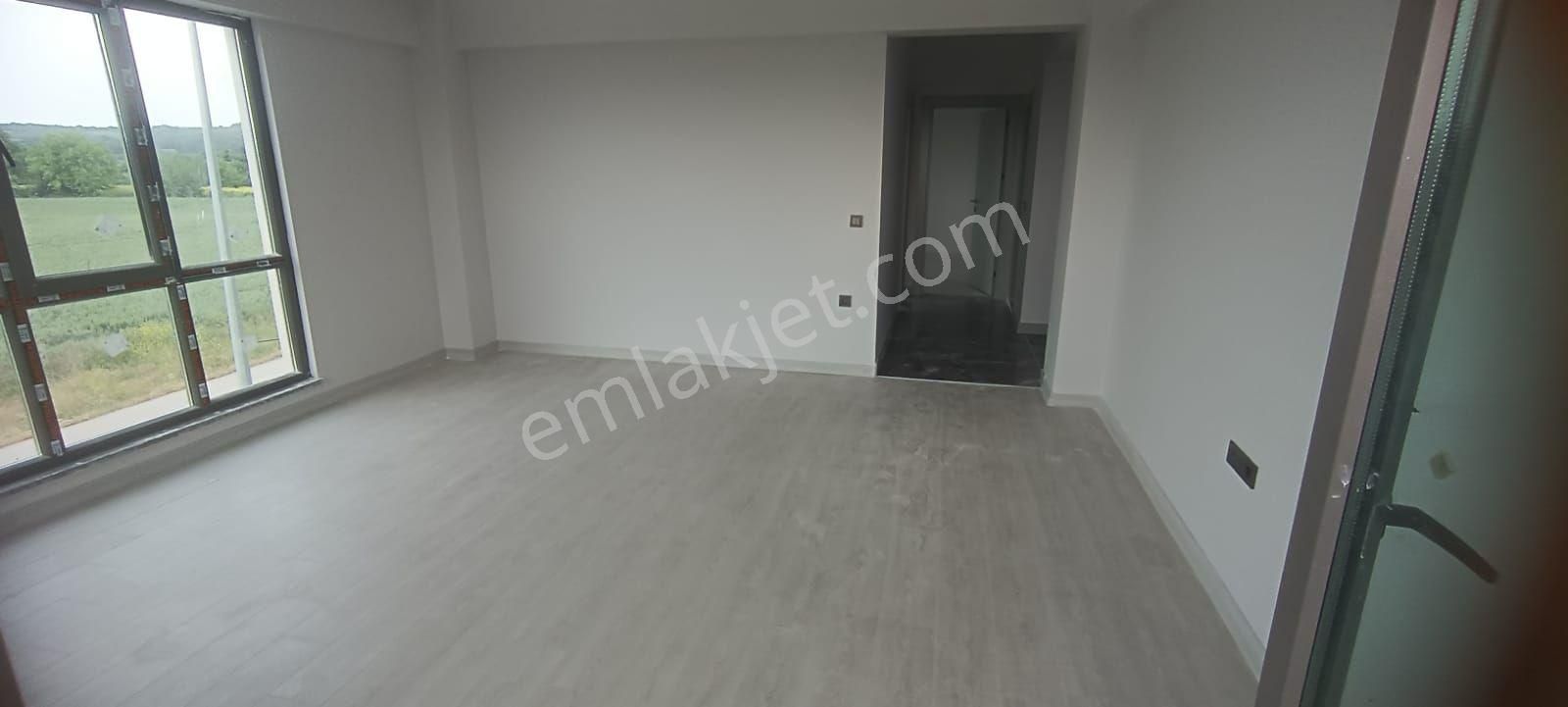 Ena Group Bursa Nilüfer Akçalar'da Göl Manzaralı Sıfır 2+1 Daireler - Görsel 11