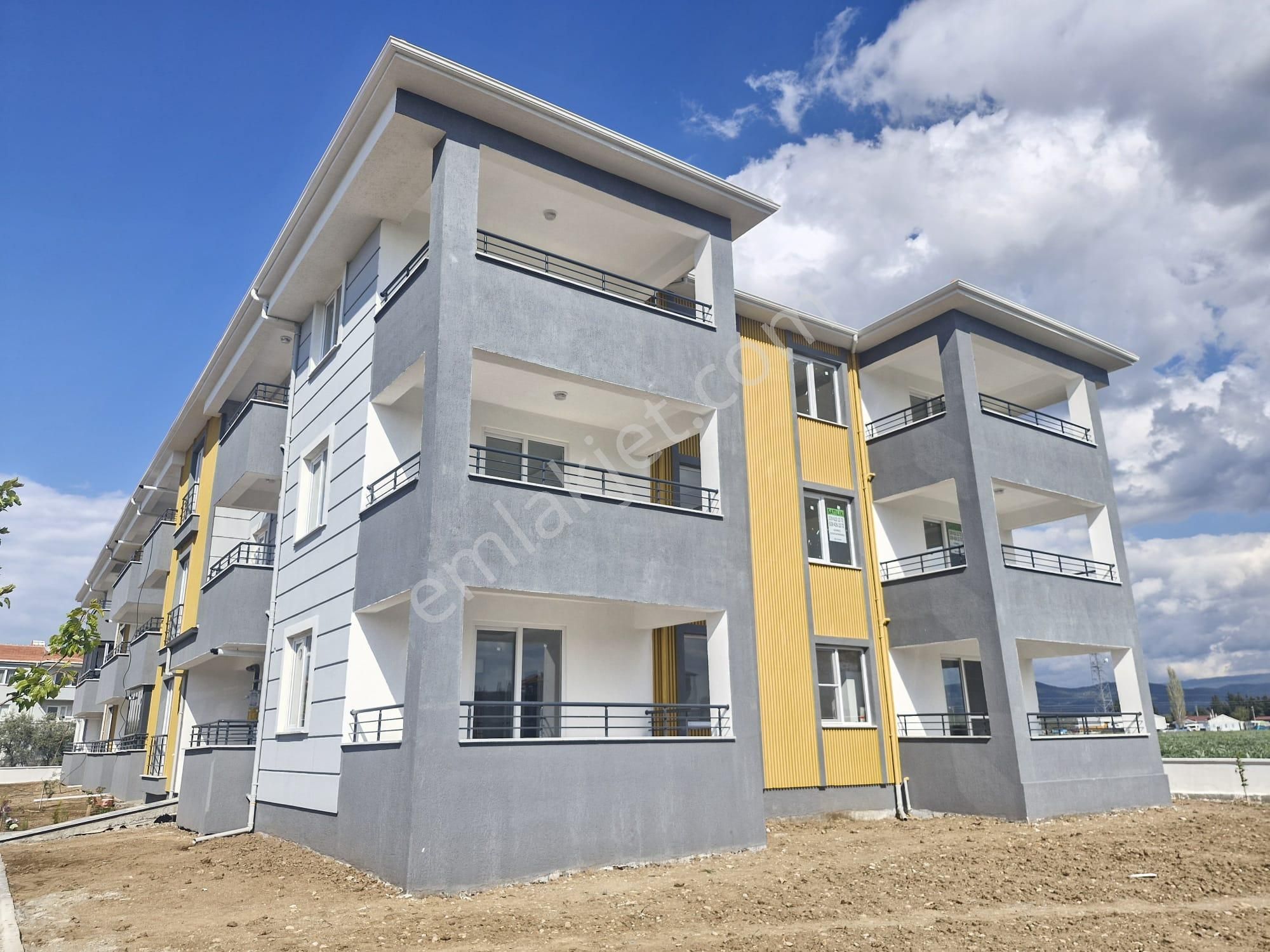 Huzur'dan Harika Konumda Ara Kat Muhteşem 2+1 Daire