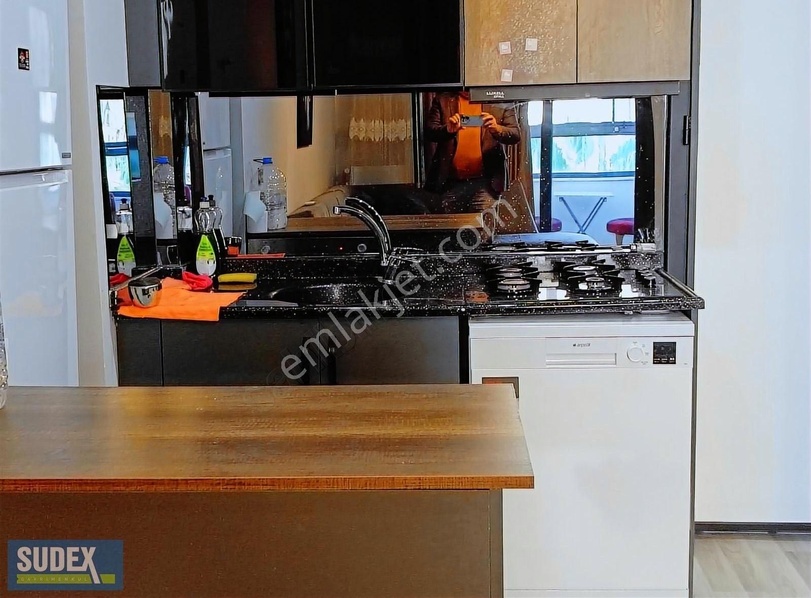 Yenişehirin Merkezinde Full Eşyalı Satılık 2+1