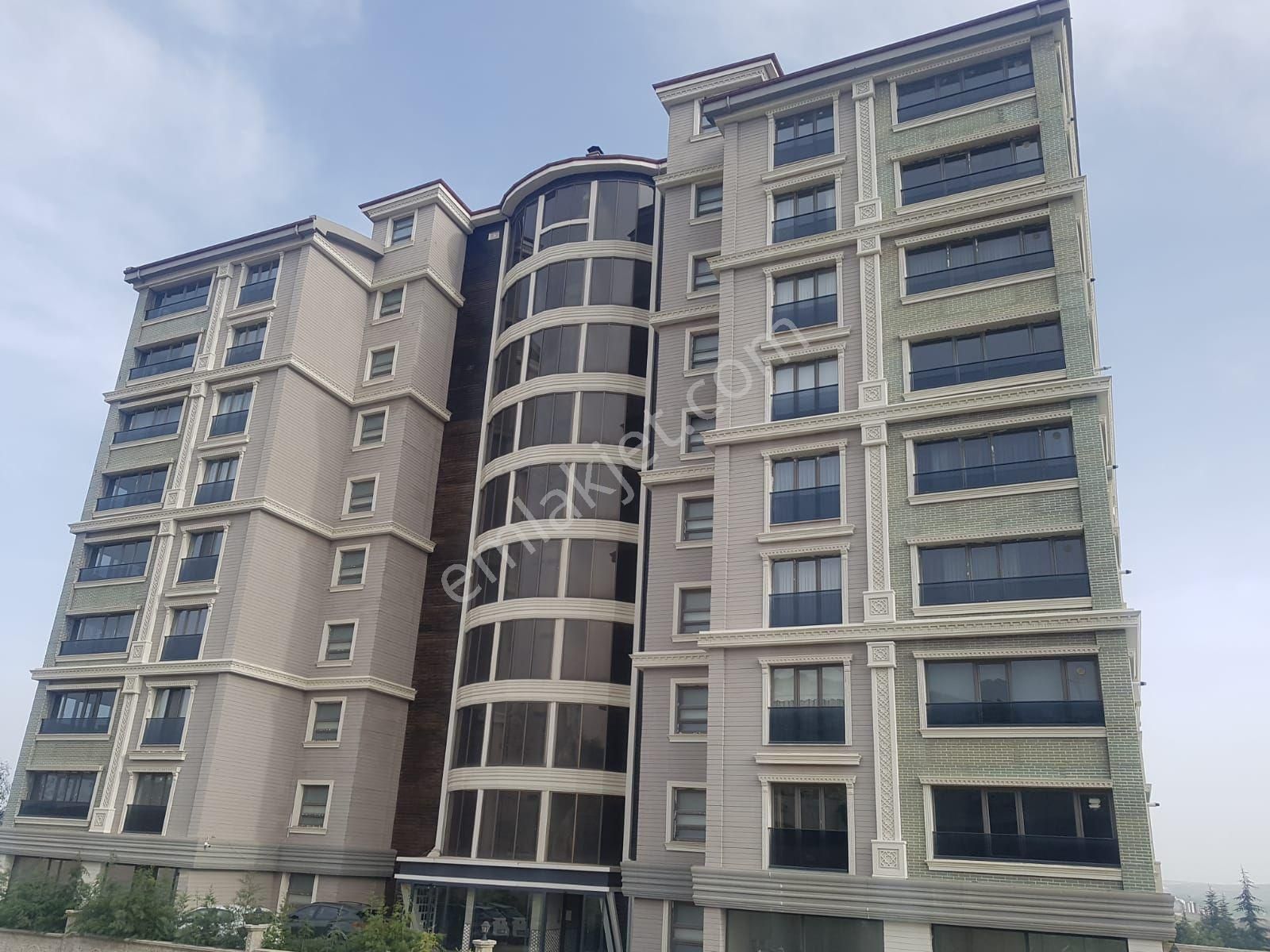 Çankaya Üniversitesine Komşu 140 Metrekare 2,5+1
