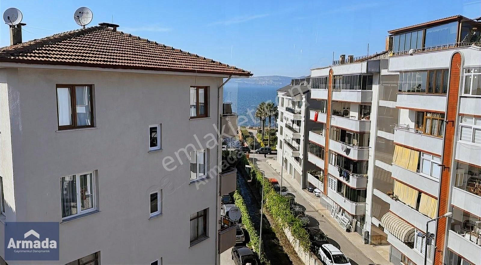 Deniz Manzaralı Geniş Ferah 3+1 Satılık Daire