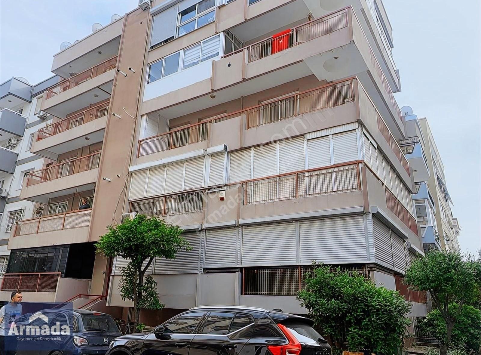 Karşıyaka Yalı Mah Sanat Merkezi Sokağında Satılık 3+1 Daire - Görsel 9