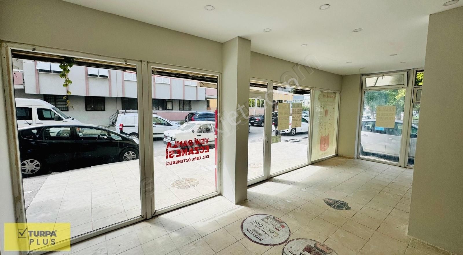 Buca Tıp Merkezi Yanında Merkezi Konumda 60 M² Kiralık Dükkan