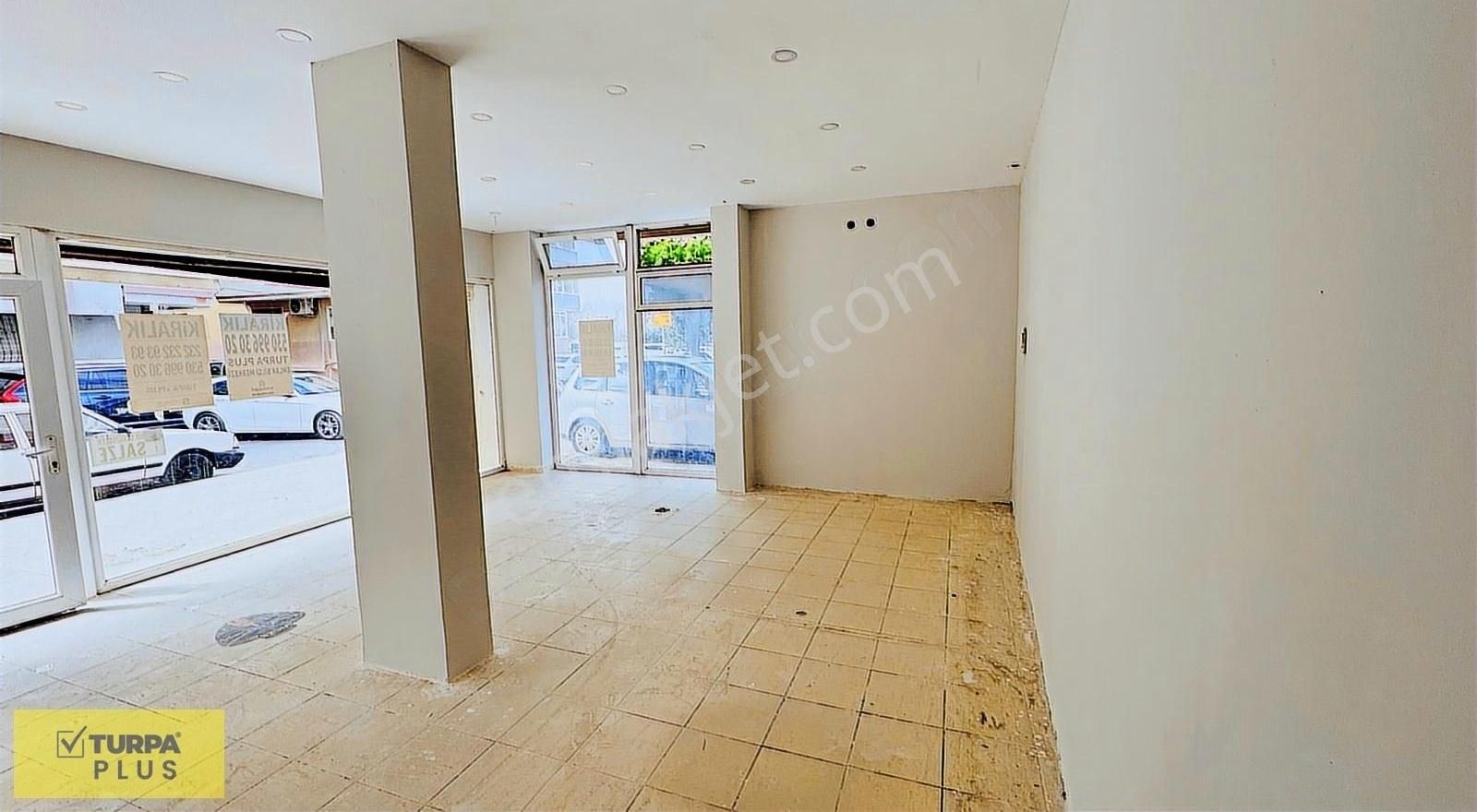 Buca Tıp Merkezi Yanında Merkezi Konumda 60 M² Kiralık Dükkan - Görsel 12