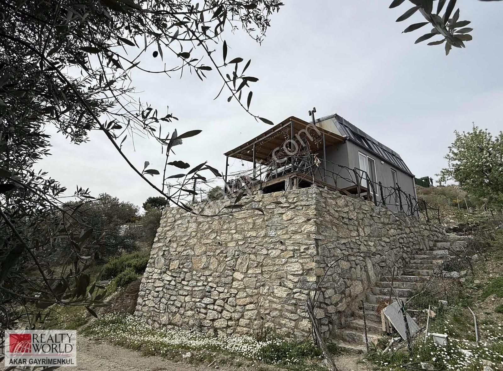 Rw Akar'dan 210m2 Arsa İçinde 1+1 Ahşap Ev Beyler Yapı Koop.