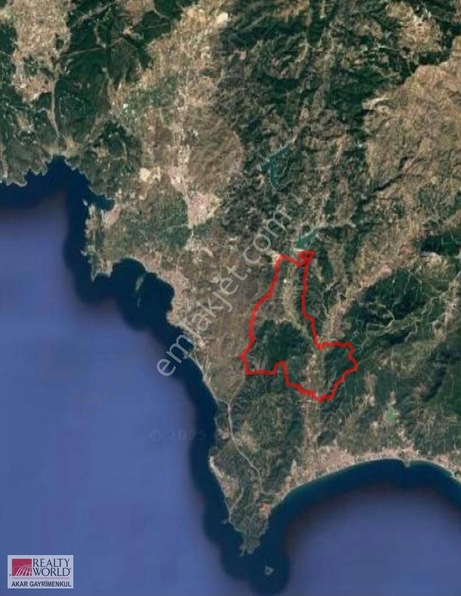 Rw Akar'dan Kavakdere De Ana Yola Cephe Elektirik Ve Suyu Mevcut