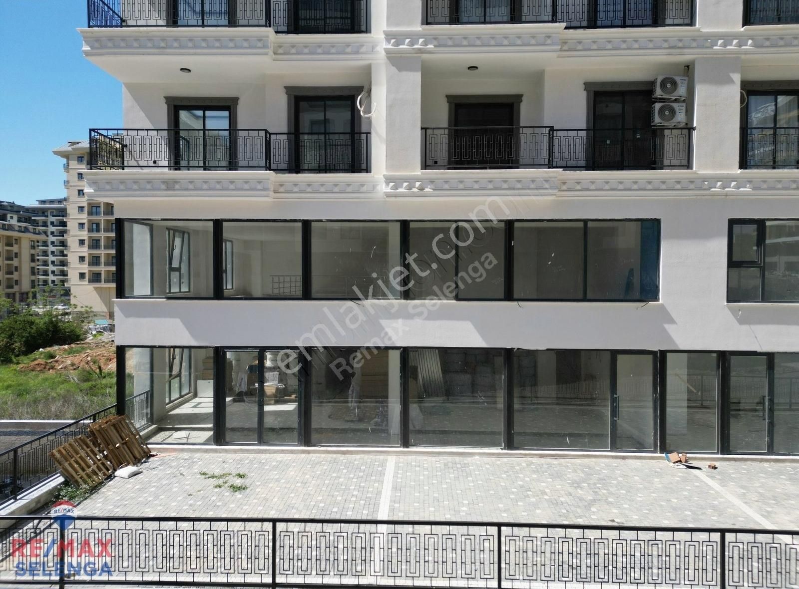Alanya Mahmutlarda Yatırımlık Dükkan