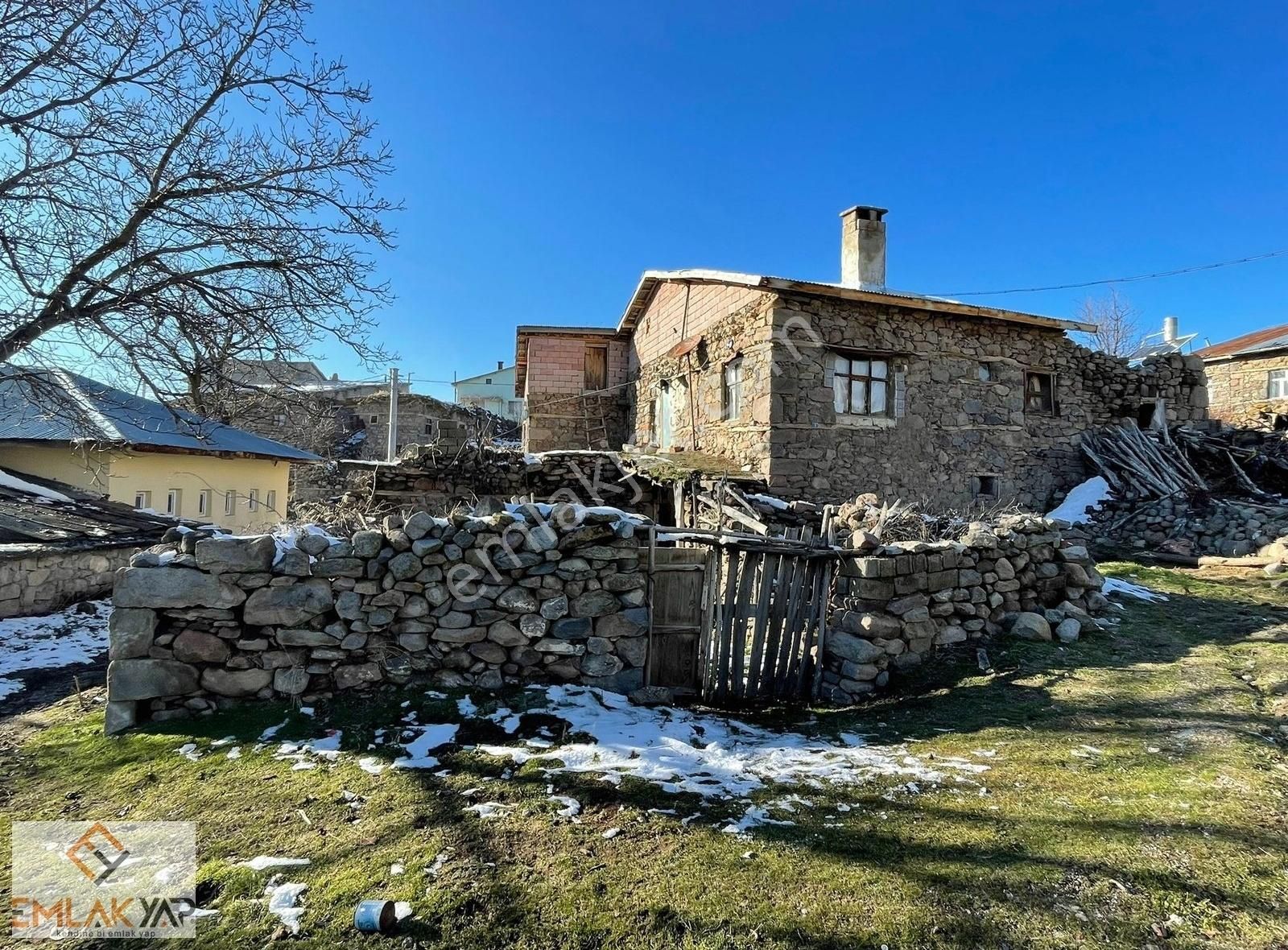 Emlakyap'tan İnlice Mahallesi Satılık Müstakil Ev
