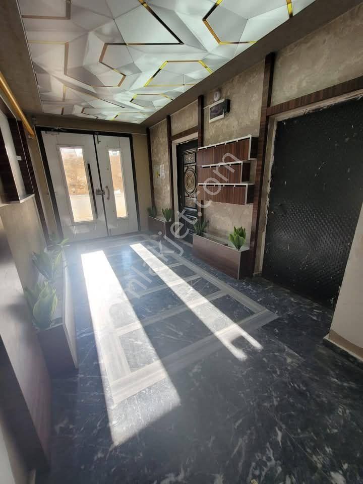 Sahibinden Kiraliik Arakat Geniş Daire 0553243 6.6.9.2 Esimin Lütfen Bilgi İçin Arayiniz