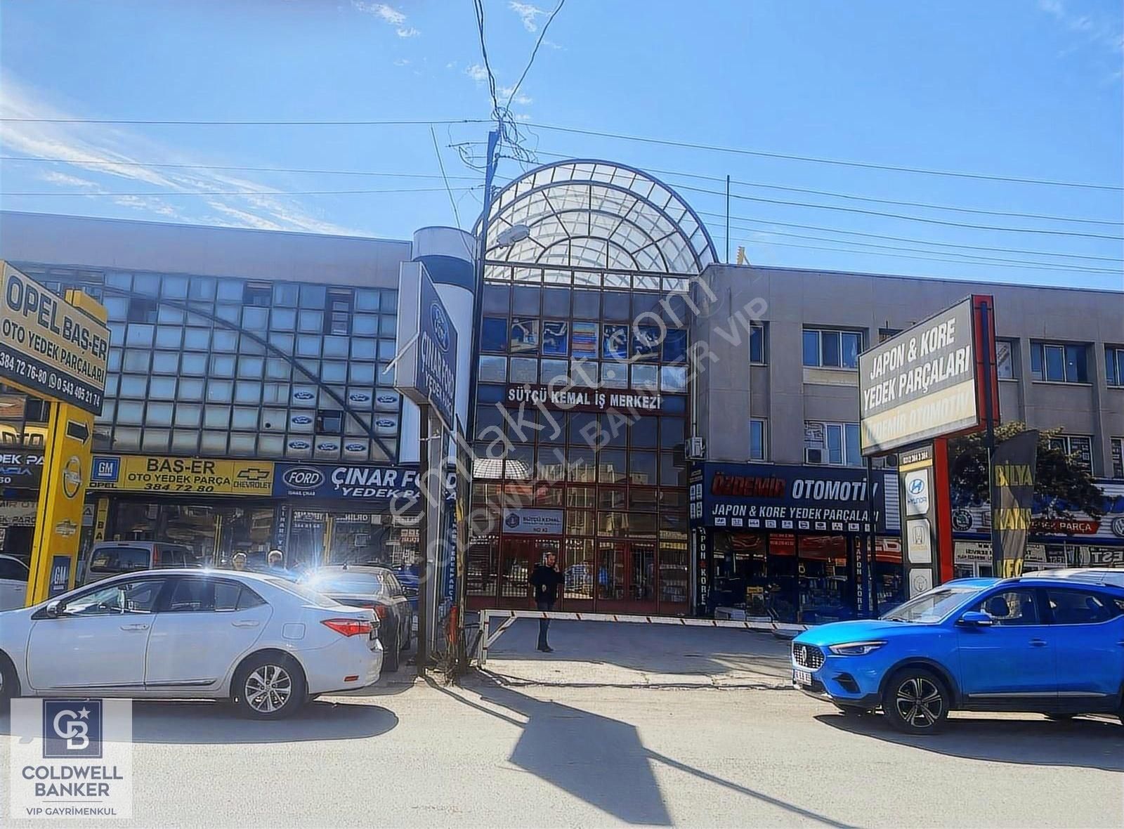Sütçükemal İş Merkezi Satılık Dükkan
