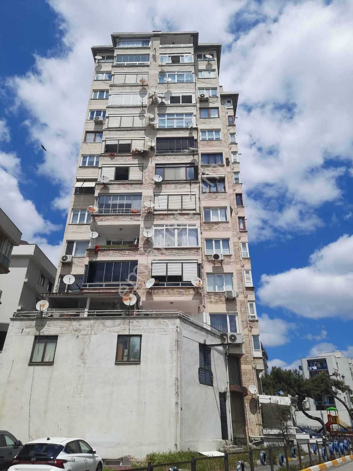 Pendik Doğu Mahallesinde Çok Güzel 2+1 Daire. 110 M2