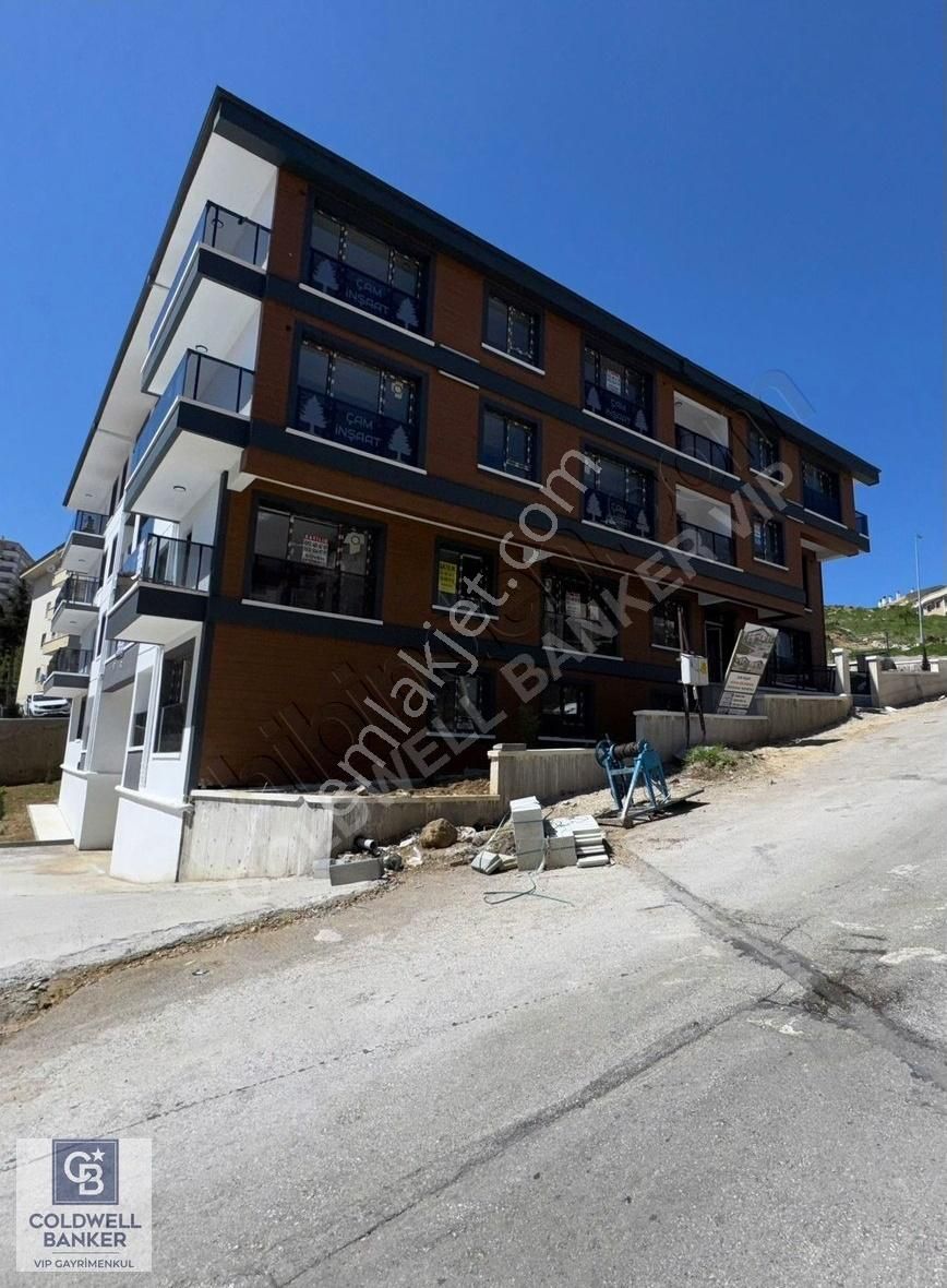 Dikmen Osman Temiz Mahallesinde Satılık 1+1 Sıfır Daire