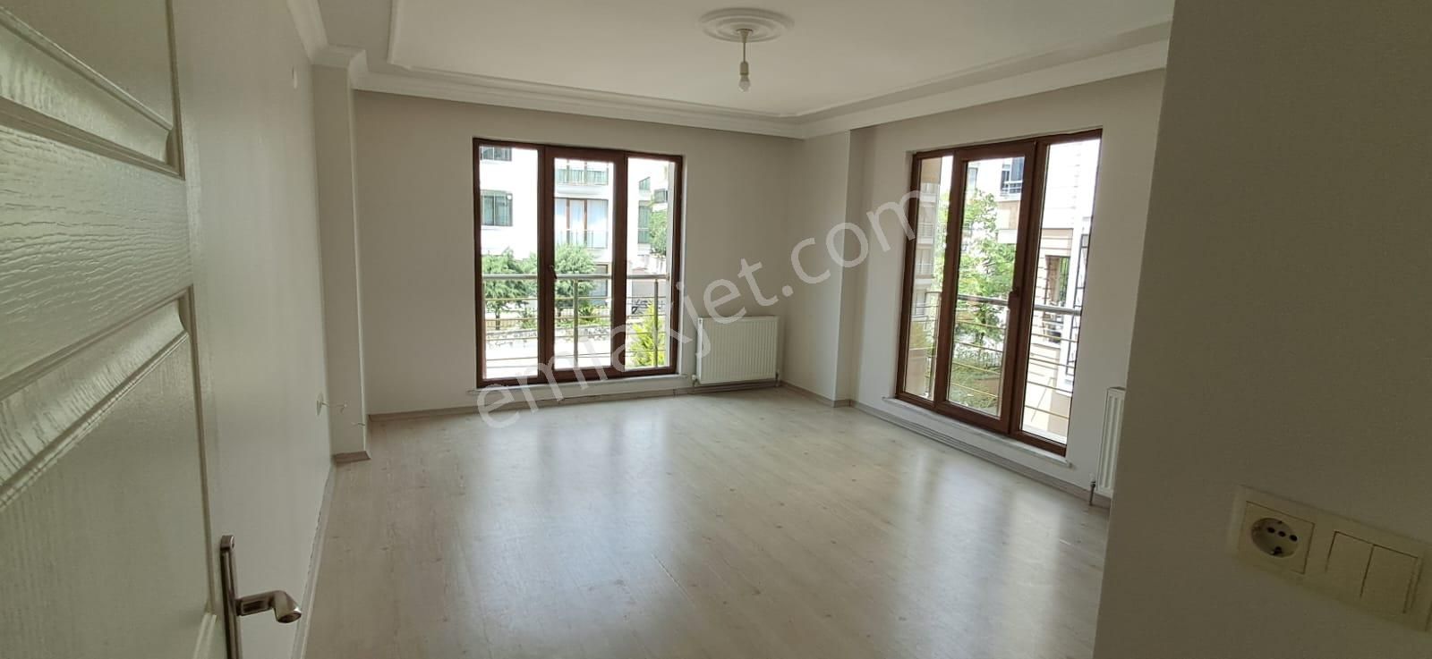 Ekşioğlu 'dan Tekirdağ Süleymanpaşa 100 Yıl Mahallesinde Kiralık Daire 3+1