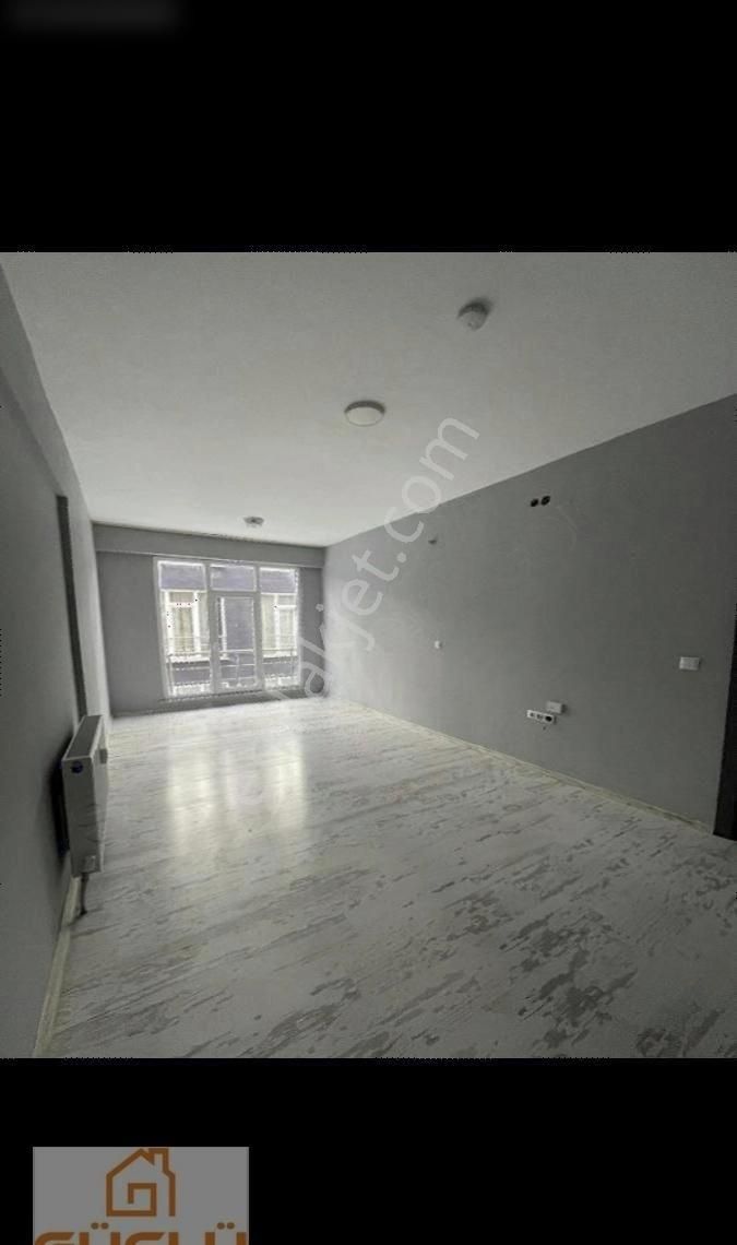 Esbey Yenitepe Plazada 1+1 Yatırıma Uygun Boş Daire