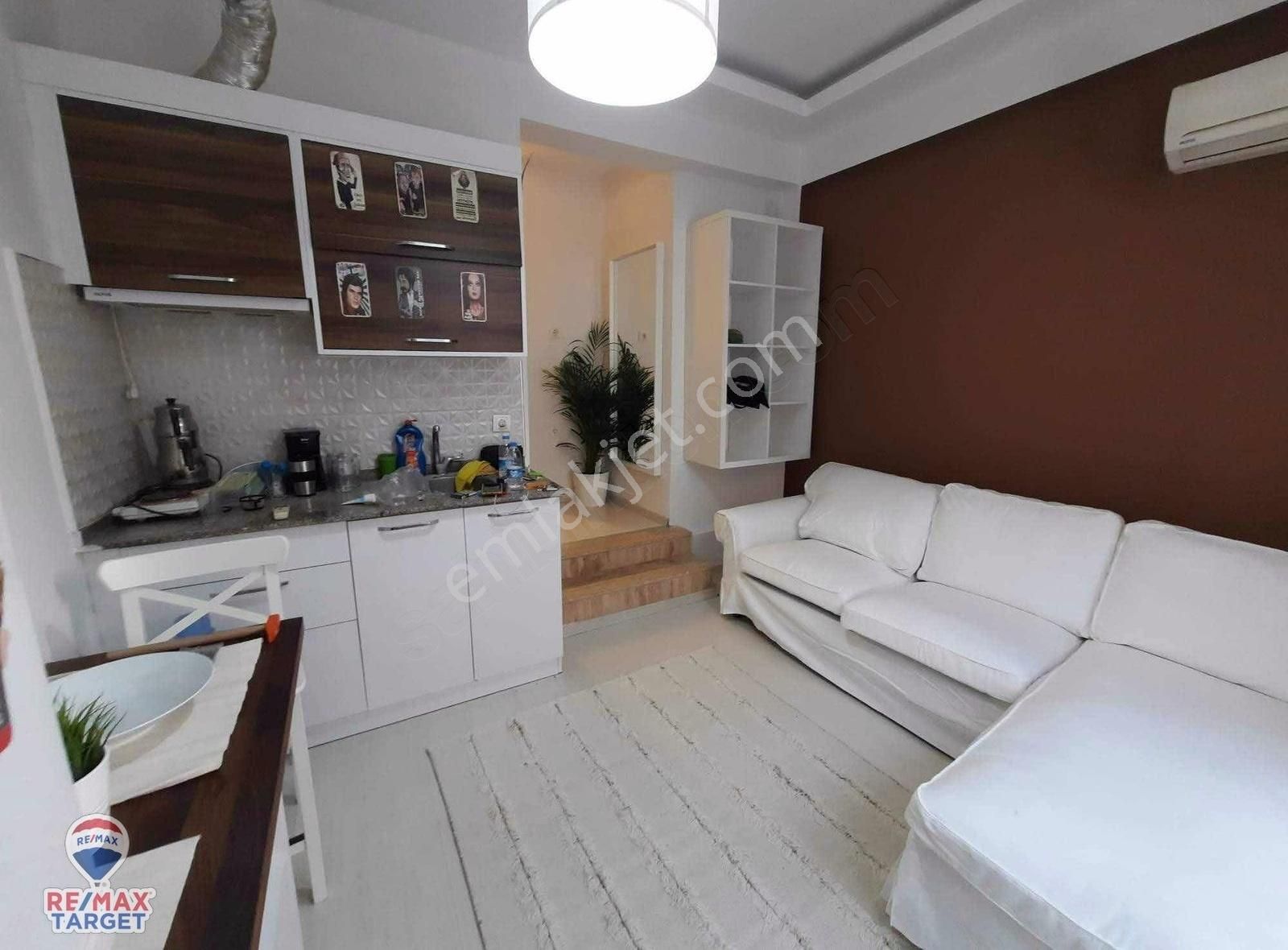 Remax Target'tan Kampüs Yakını Full Eşyalı 1+1