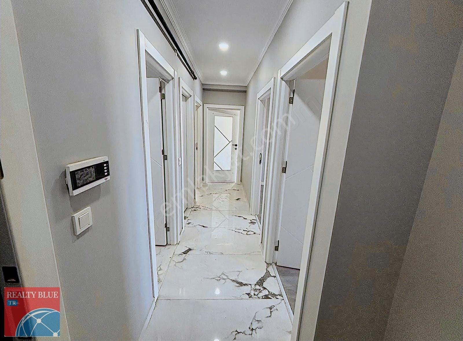 Pendik Dumlupınar Tavşantepe Metro Durağında Satılık 2+1 Daire