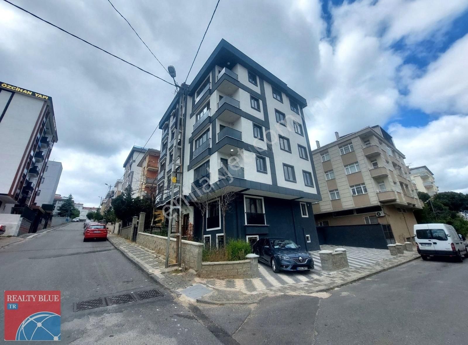 Ümraniye Necip Fazıl Mh Satılık 2+1 Sıfır Boş Daire Ahmed Kaçmaz