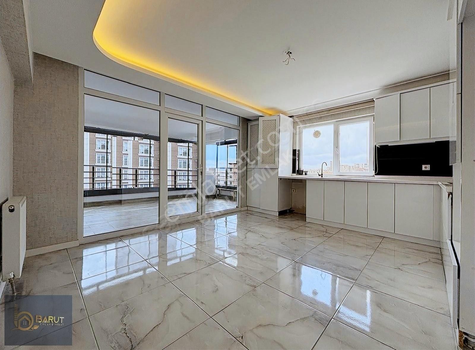Barut'tan Site İçinde Önü Açık Masrafsız Ultra Lüx 4+1 Daire