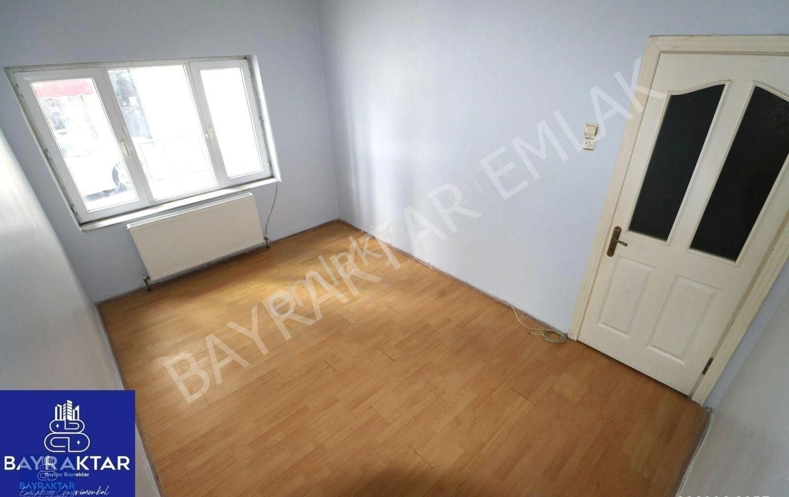 Bandırma İhsaniye'de Çarşı Merkezde 2+0 Kiralık Daire Bayraktar Emlak'tan