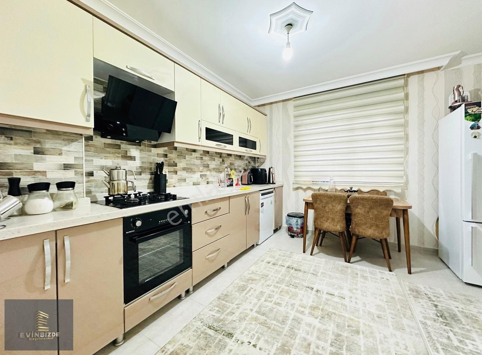 Evinbizde Gayrimenkul █ara Kat Asansörlü Full Yapı Güney C. 3+1!