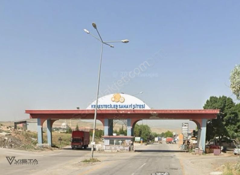 Vista'dan Kazan-saray'da Depolama Ve Fabrikaya Uygun Arsa