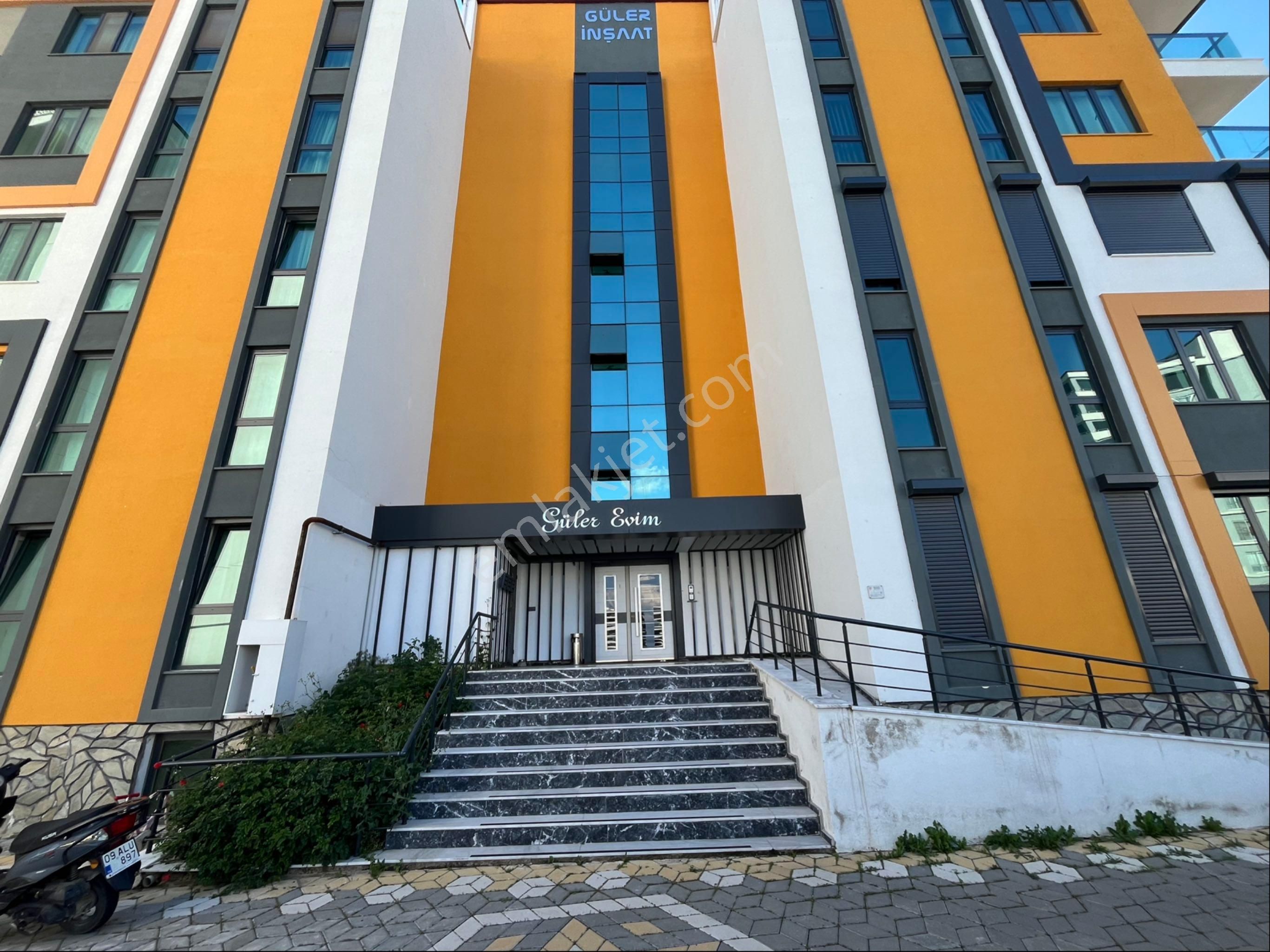 Miray Emlaktan Zaferde Havuzlu Sitede 3+1 Kiralık Daire