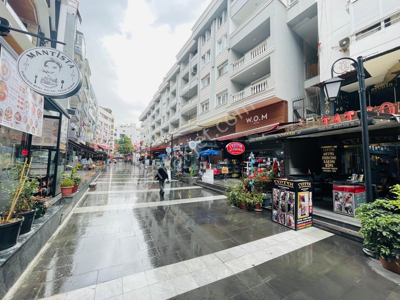 Kuşadası Merkezde Dogalgazlı Yenı 2+1 Daıre